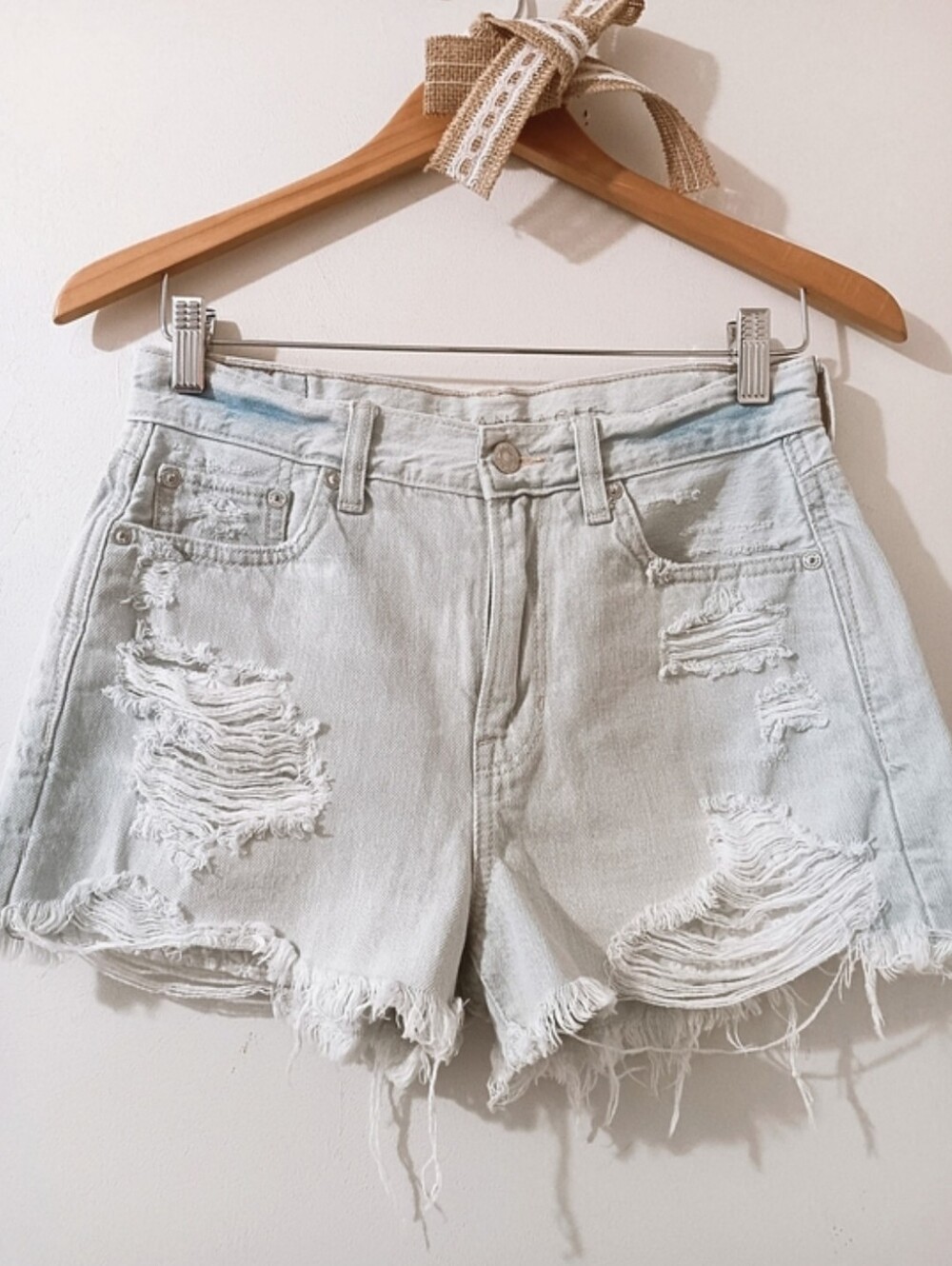 American Eagle Light Blue High Rise Festival Distressed Frayed Hem Jean Shorts 2